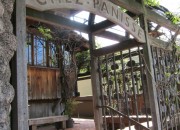 chez-panisse-entrance